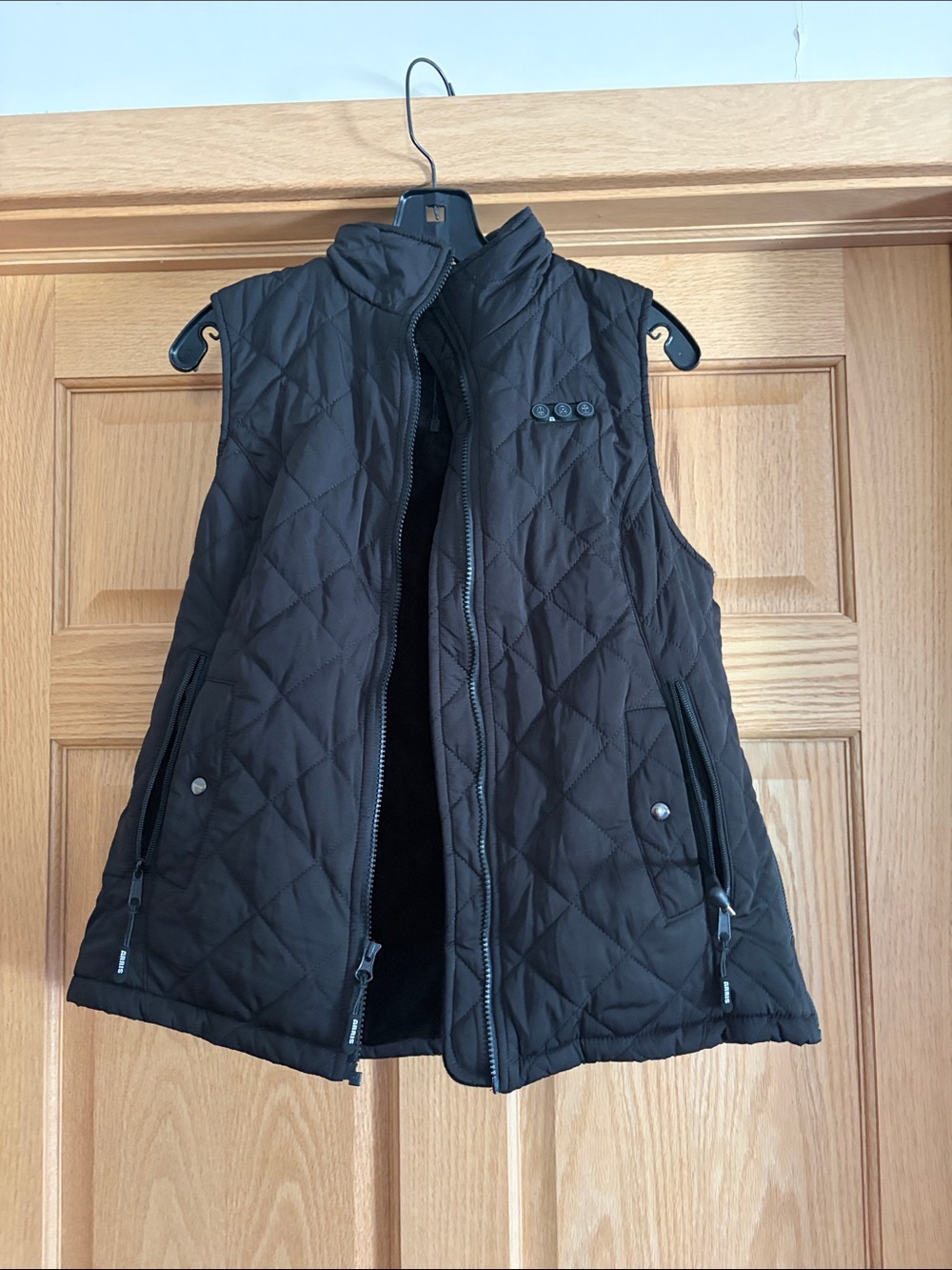 Quilted Adjustable Sleeveless Heated Puffer Vest - Black